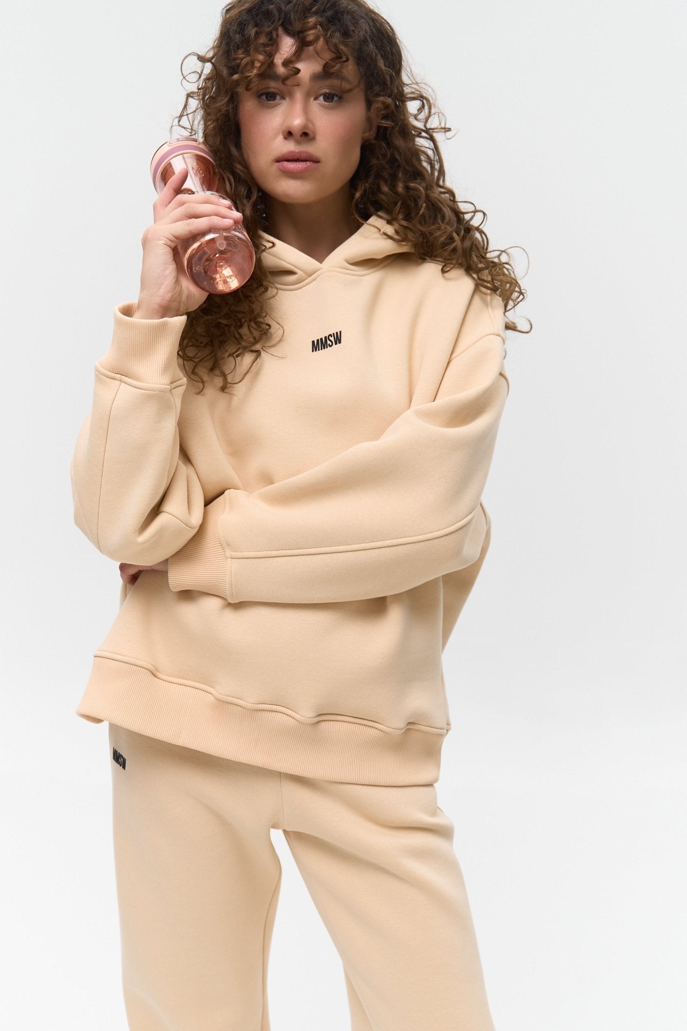 жіноче oversize худі MMSW тренди 2025