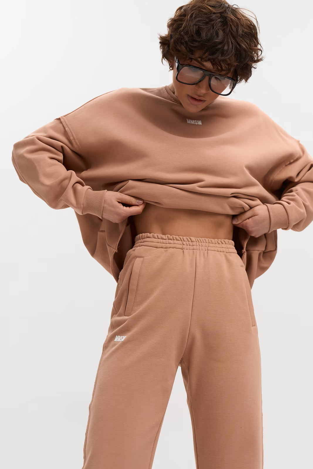 WOMEN’S JOGGER SWEATPANTS WITH RAW EDGE MACCHIATO | MMSW