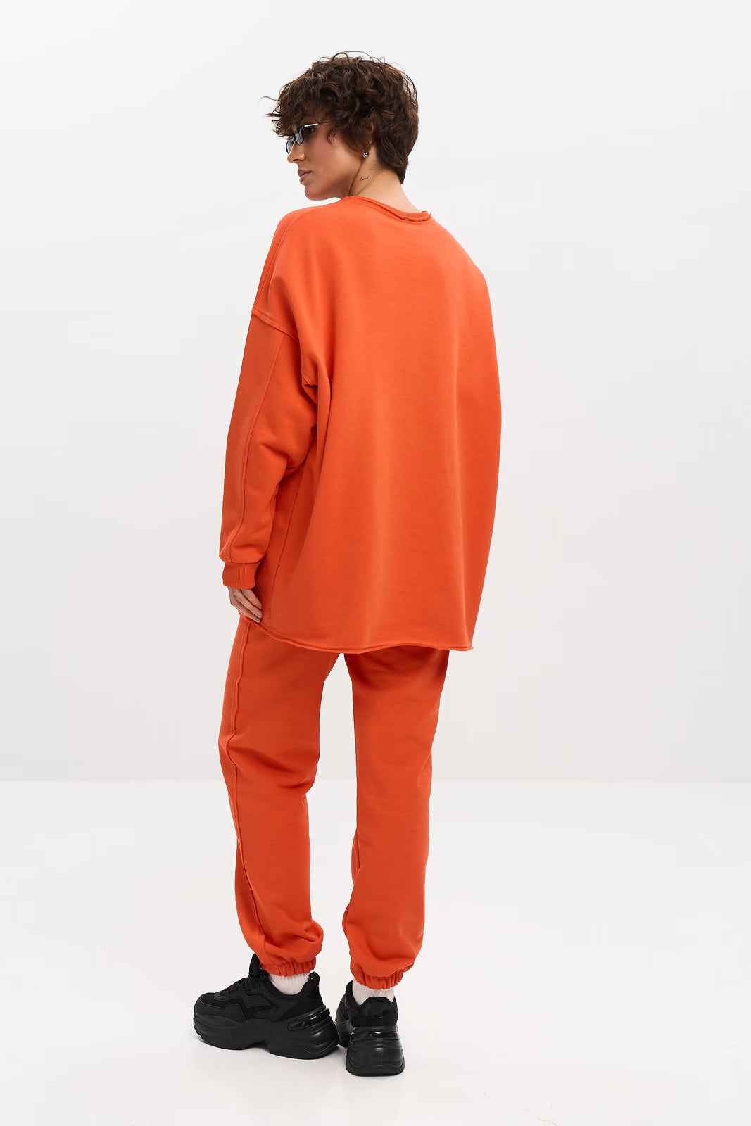 WOMEN’S SWEATSHIRT WITH RAW EDGES ORANGE | MMSW