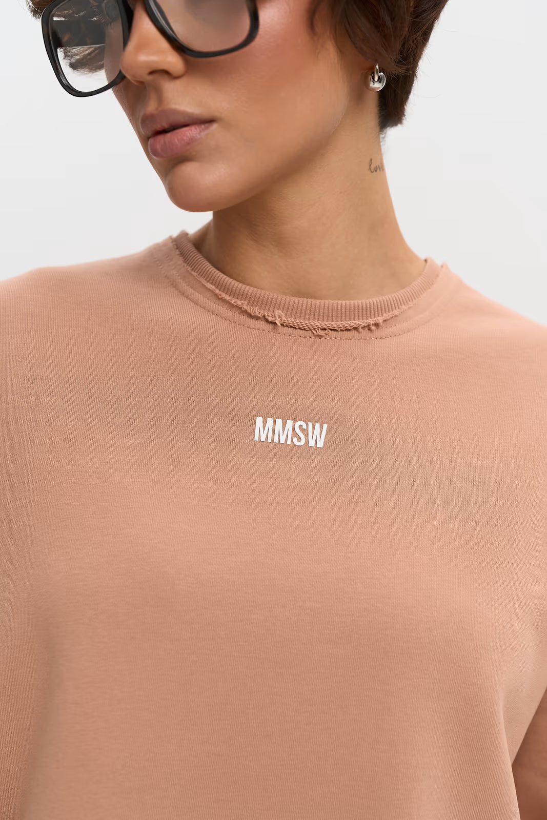 WOMEN’S SWEATSHIRT WITH RAW EDGES MACCHIATO | MMSW