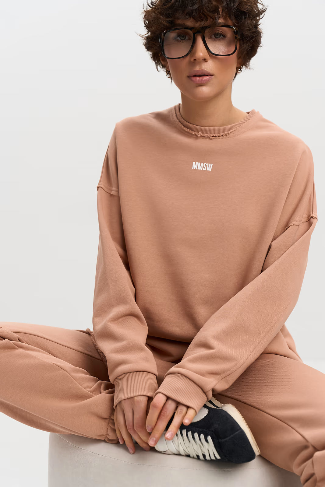 WOMEN’S SWEATSHIRT WITH RAW EDGES MACCHIATO | MMSW