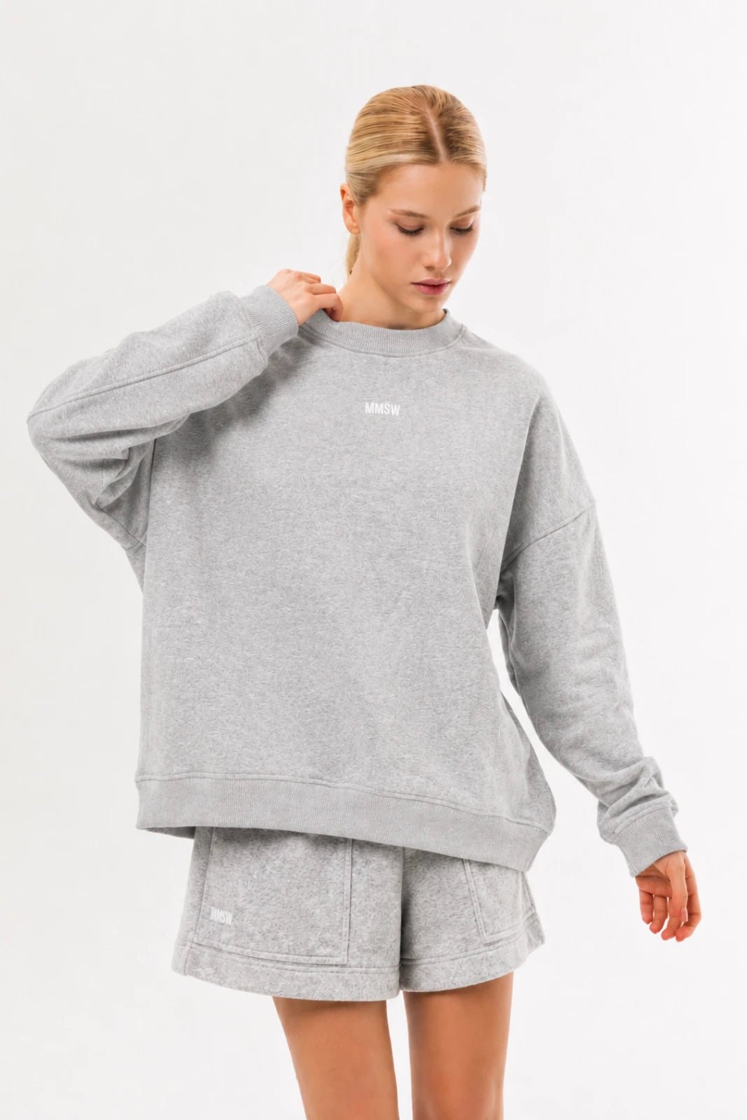 WOMEN’S CARGO SWEATSHORTS GREY MELANGE | MMSW