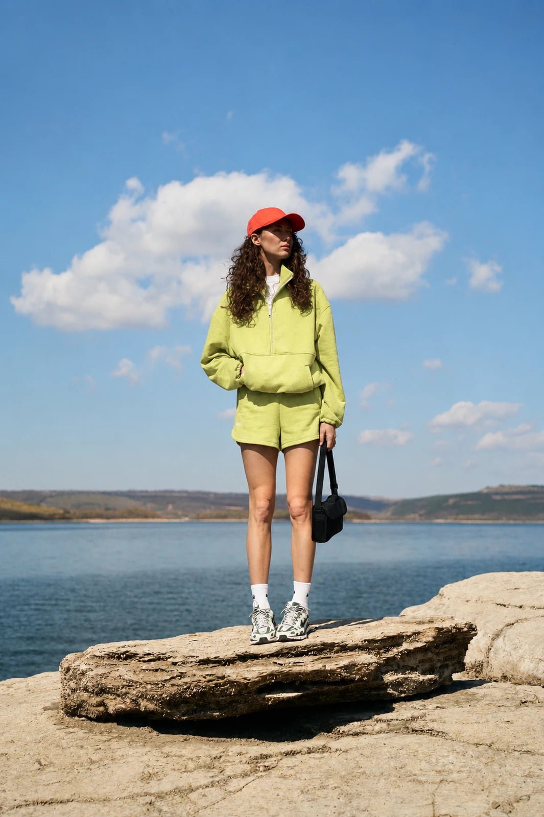 WOMEN’S HALF ZIP SWEATSHIRT LIGHT LIME | MMSW
