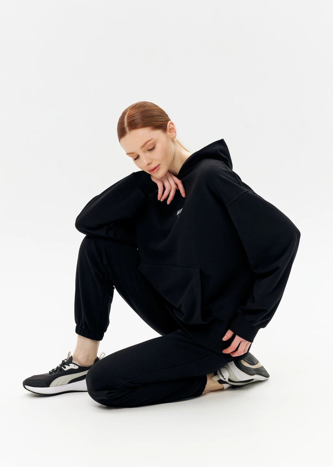 WOMEN’S JOGGER SWEATPANTS BLACK | MMSW