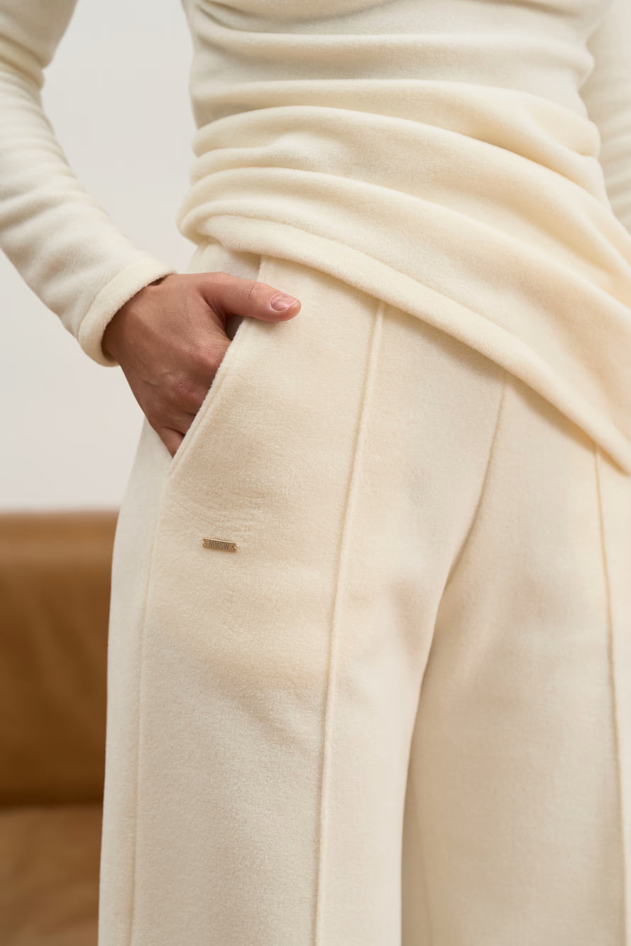 WOMEN’S LONGSLEEVE AND PALAZZO PANTS SET MILKY | MMSW