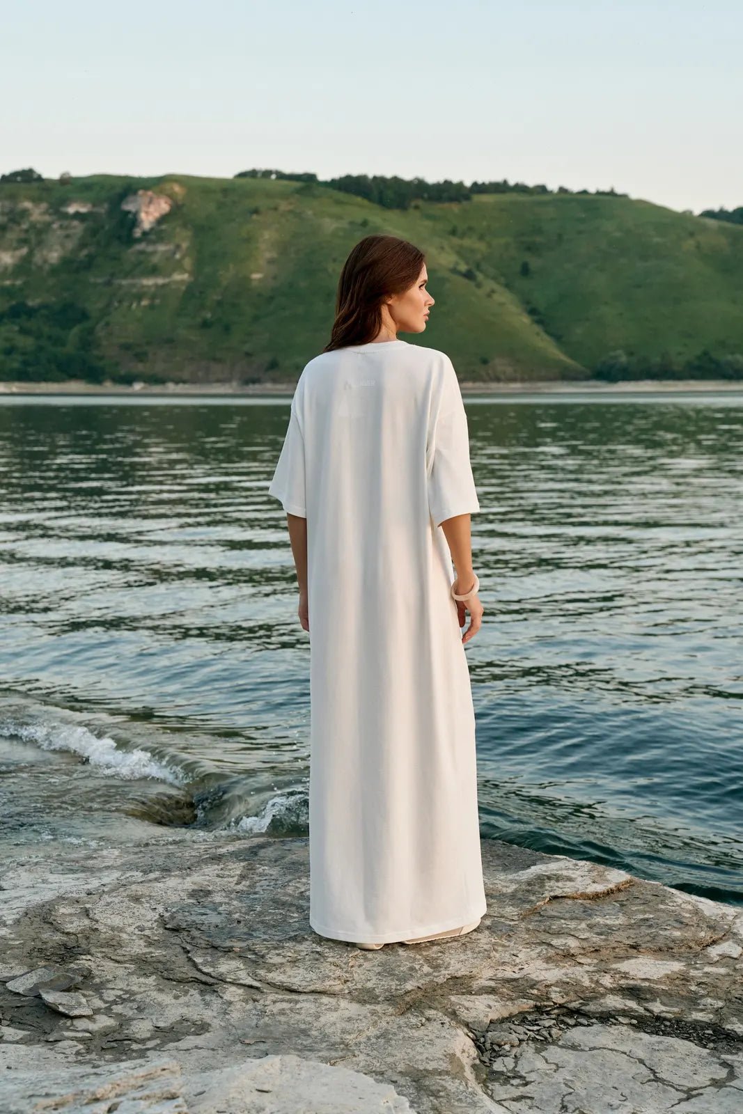 WOMEN’S MAXI DRESS WITH SIDE SLITS MILK | MMSW
