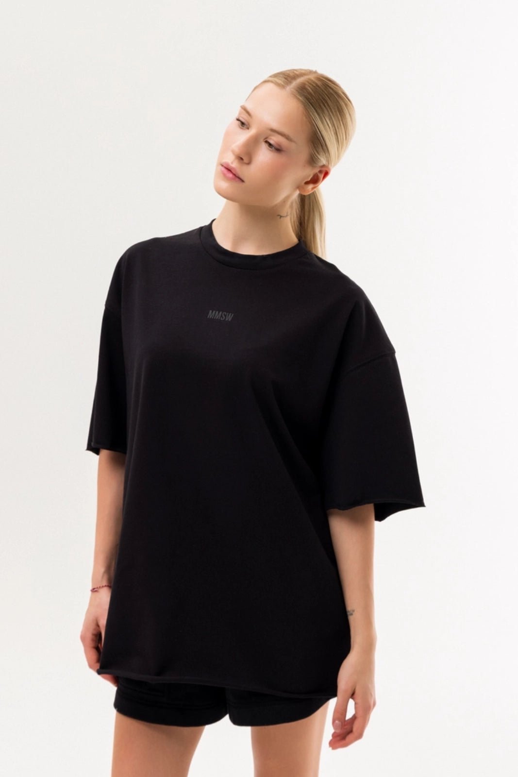 WOMEN’S OVERSIZE T-SHIRT BACK SEAM BLACK | MMSW