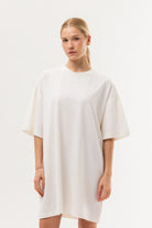 WOMEN’S OVERSIZED LONG T-SHIRT MILK | MMSW