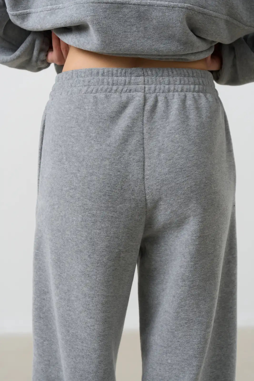 WOMEN’S POLAR FLEECE SWEATPANTS WITH DRAWSTRING HEATHER GREY | MMSW