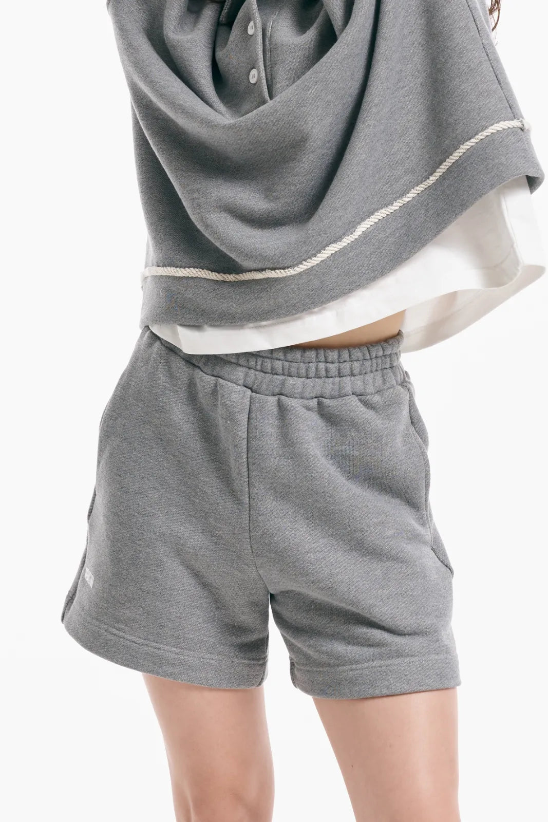 WOMEN’S SWEAT SHORTS HEATHER GREY | MMSW