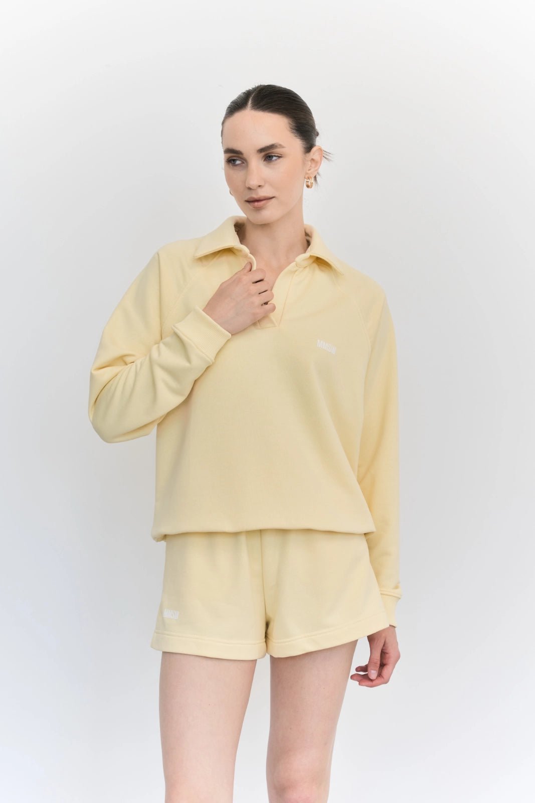 WOMEN’S SWEAT SHORTS LIGHT YELLOW | MMSW
