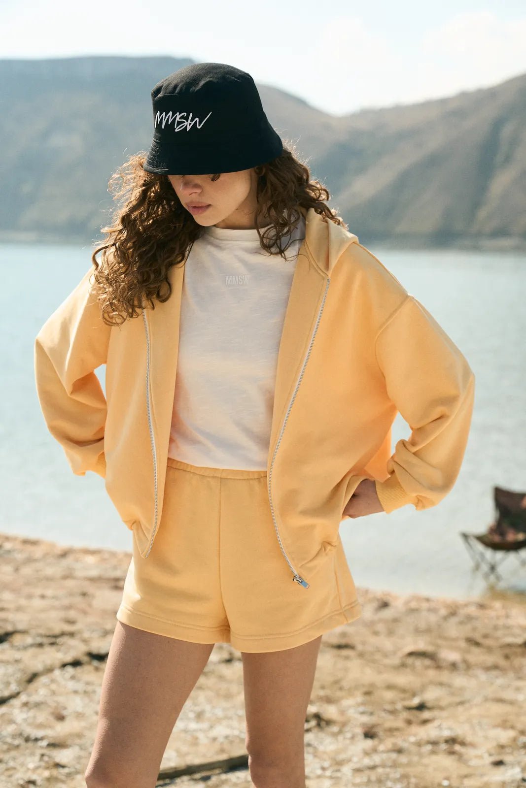 WOMEN’S SWEATSHORTS YELLOW | MMSW